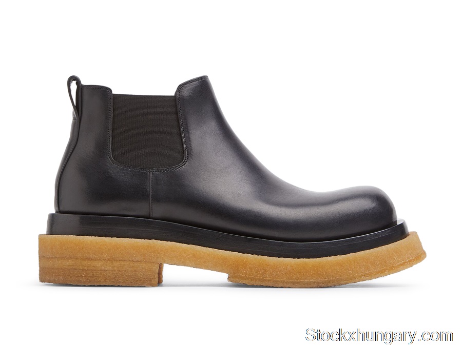 Outlet Bottega Veneta Lug Cropped Chelsea Boot Black Gum 668369VBS501000